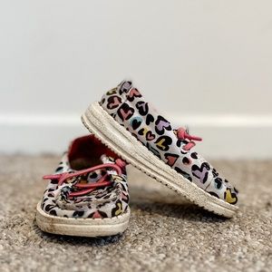 Toddler Leopard Hearts Hey Dudes